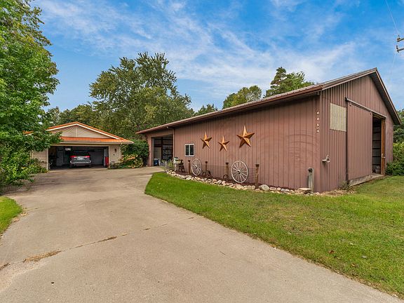 4th image of 6254 Hudson Rd