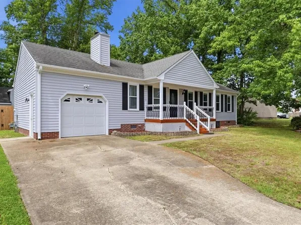 2312 Piers Lndg, Chesapeake, VA 23323
