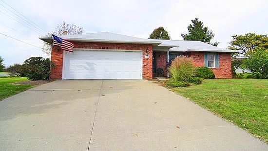 2nd image of 1307 Briarwood St