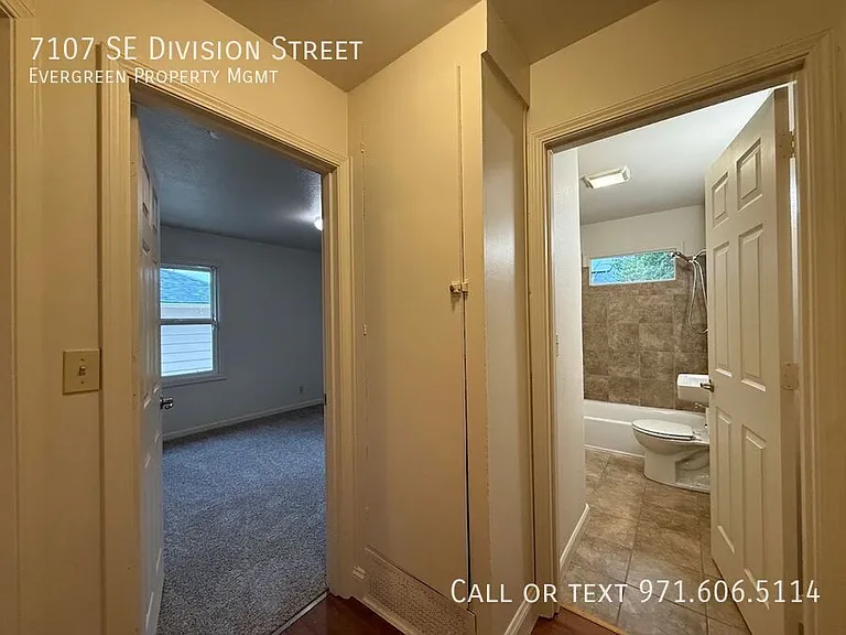 7107 SE Division St — Photo 10