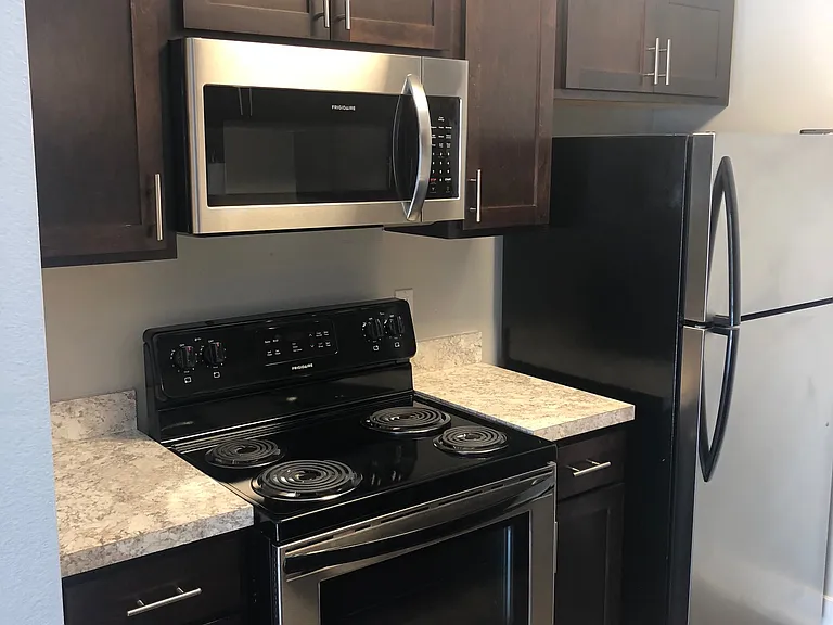 The Fountains Apartments — Photo 39