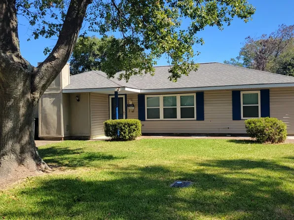 719 S 14th St, Nederland, TX 77627