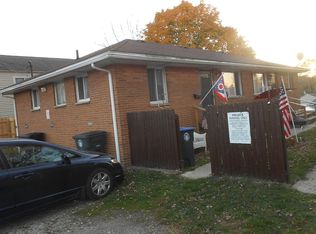 222 & 224 Darrow Rd, Akron, OH 44305