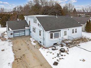 4816 Sunset Rd, Manitowoc, WI 54220