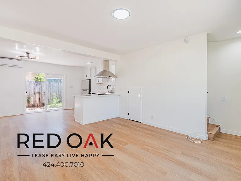 1540 W 145th St #14 — Photo 12
