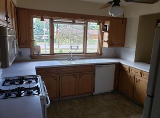 1916 Andrew St SE, Kentwood, MI 49508