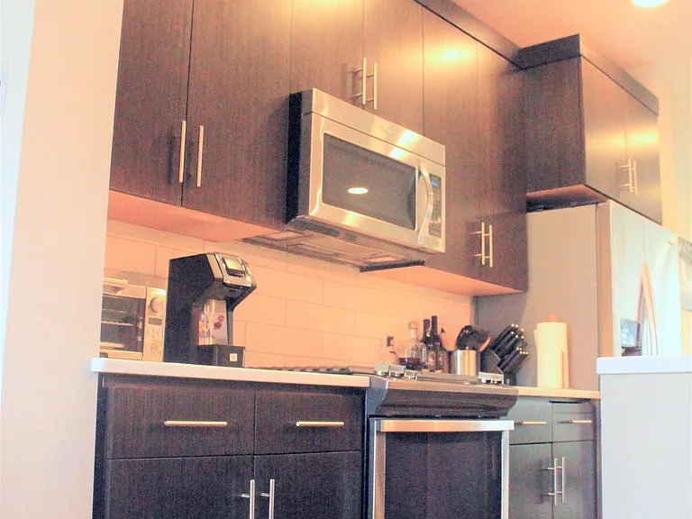 351 Vashon Ct NE — Photo 10