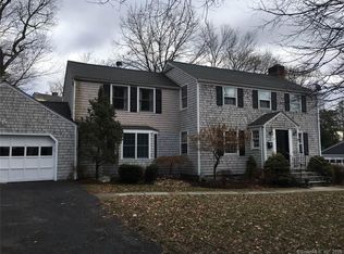 4 Lilalyn Dr, Fairfield, CT 06825