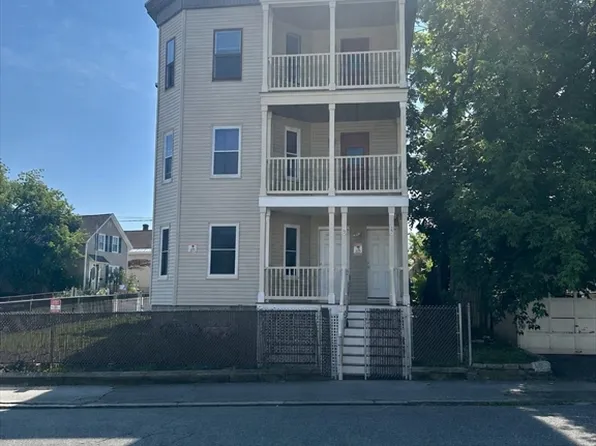 187 White St Unit 3, Lowell, MA 01854