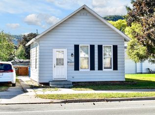 475 W Sarnia St, Winona, MN 55987