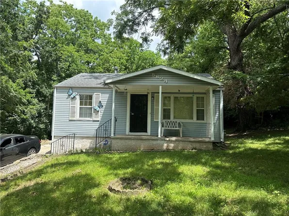 5624 E 56th St, Kansas City, MO 64130