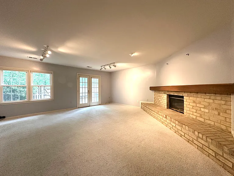 5127 Kenside Ct — Photo 42