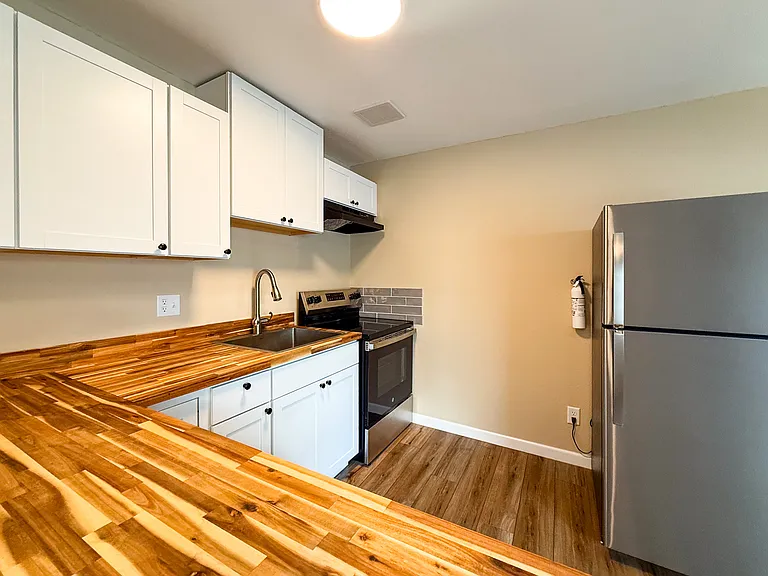 501 E 2nd Ave #2 — Photo 15