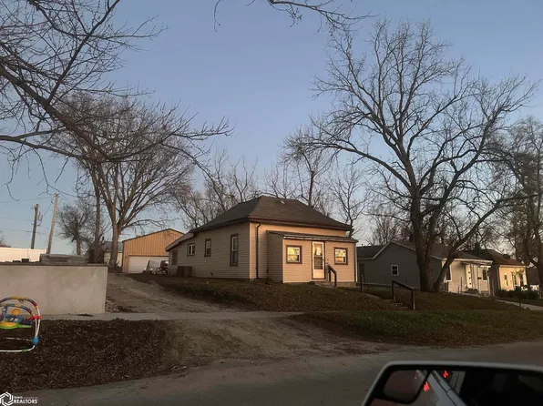 508 S 6th St, Marshalltown, IA 50158