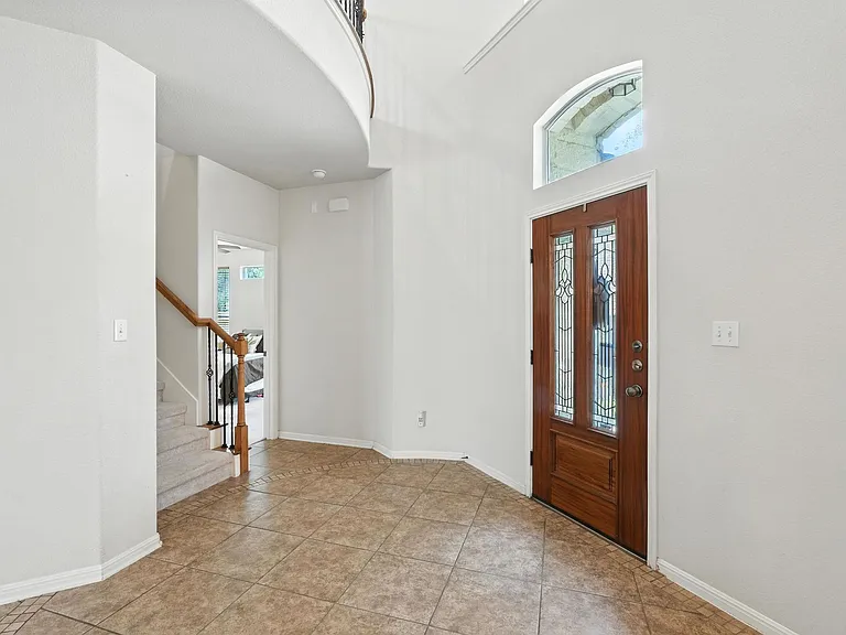 1802 Misty Ridge Dr — Photo 7