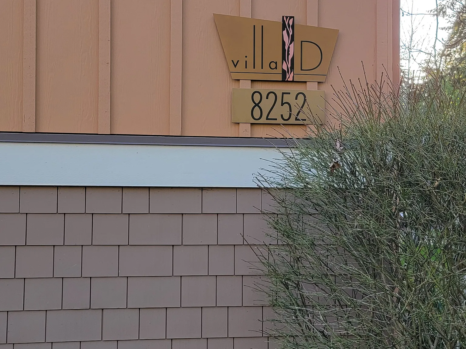 2 bed, 839 sqft, $2,250 — Photo 3