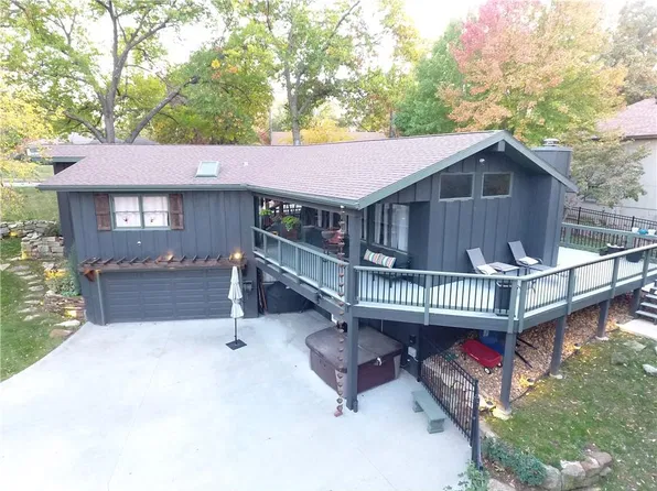 39 Timberline Dr, Warrensburg, MO 64093