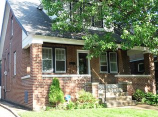 1426 Woodland Dr, Saint Louis, MO