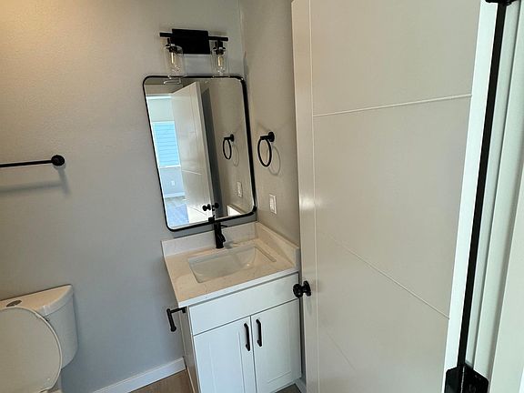 5th image of 215 167th St S #6