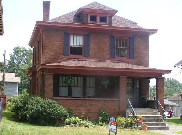 1st image of 2124 Waller St