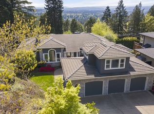 3463 SW Doschview Ct, Portland, OR 97239