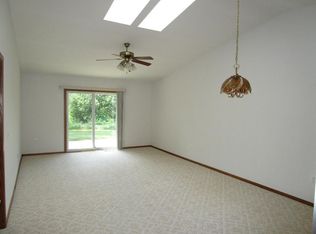 2138 49th Way E, Inver Grove Heights, MN 55077