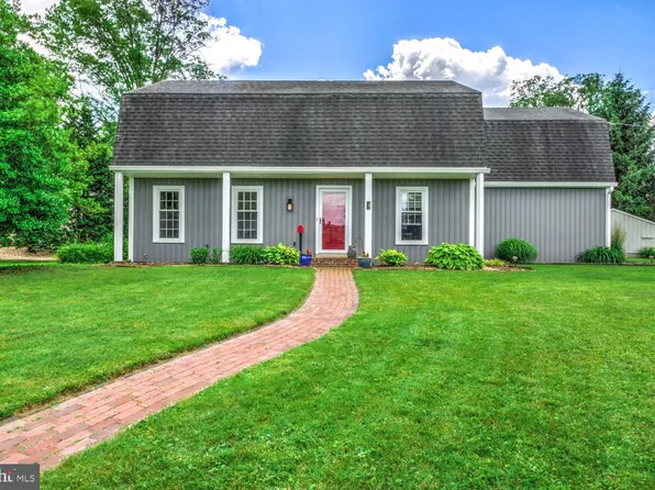 181 Longenecker Ave, Marietta, PA 17547