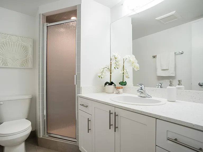 5976 Tisdall St — Photo 16
