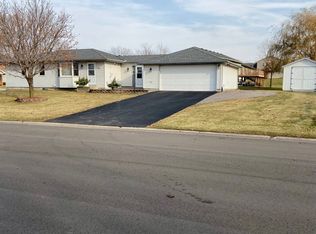 640 Maple Ave N, Maple Lake, MN 55358