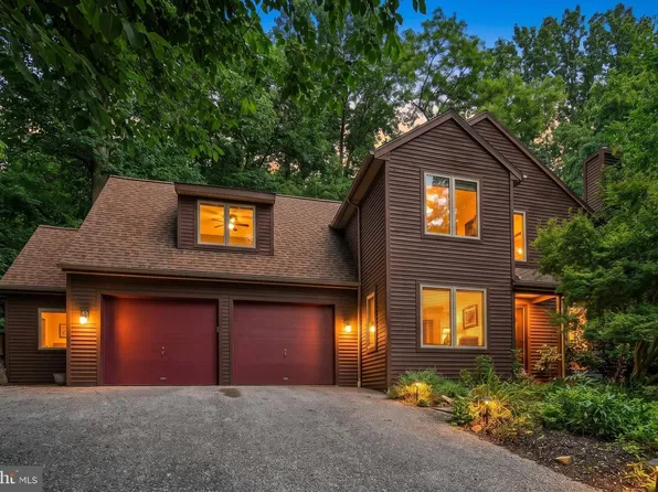 251 Poplar Ln, Elizabethtown, PA 17022