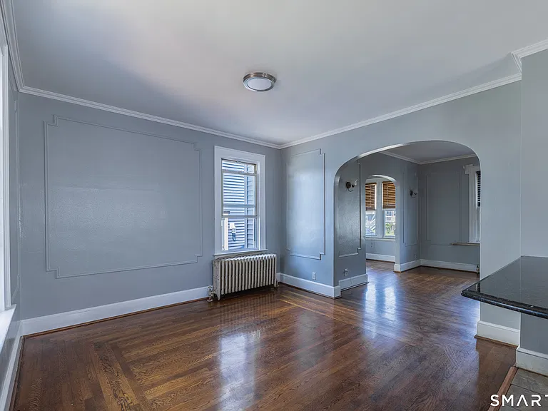 430 Blohm St — Photo 9