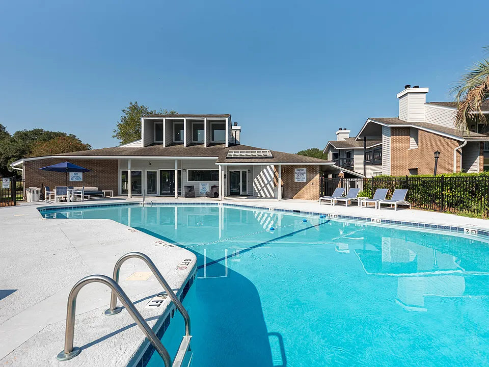 Ashley River Apartments