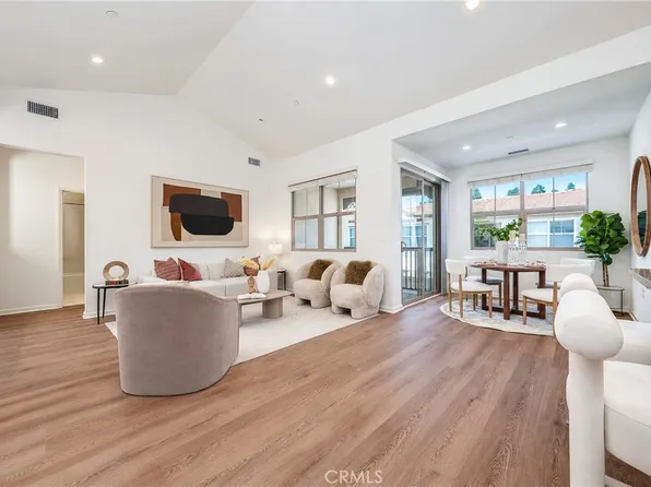106 Bishop Lndg, Irvine, CA 92620