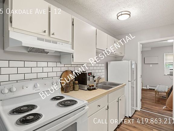 3rd image of 25 Oakdale Ave APT 12