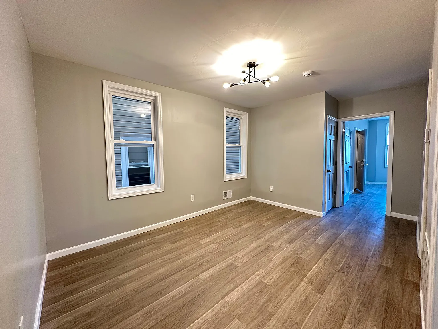 197 Gates Ave — Photo 3