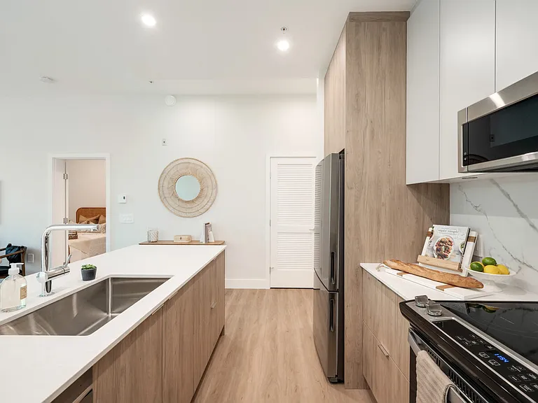 3914 Shelbourne St — Photo 11