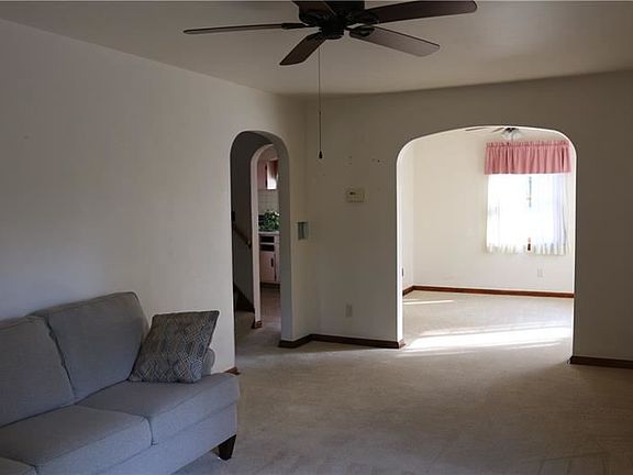 5th image of 511 Bauman Ave