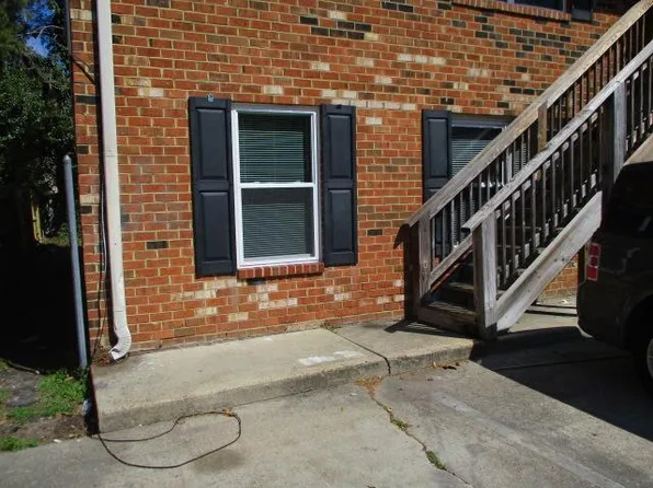 634 W 34th St APT 1, Norfolk, VA 23508