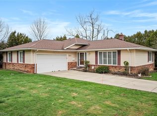 2619 S Green Rd, Beachwood, OH 44122