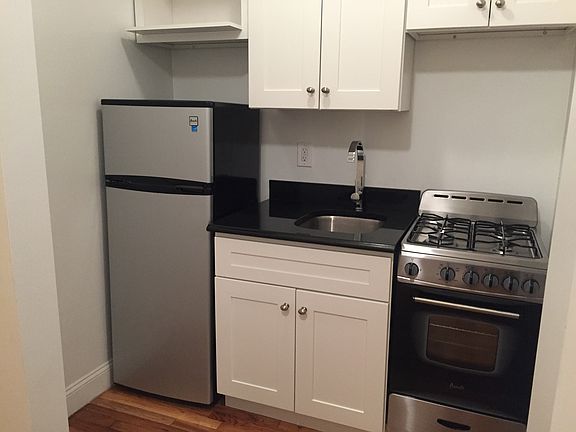 2nd image of 227 E 11th St APT 1C