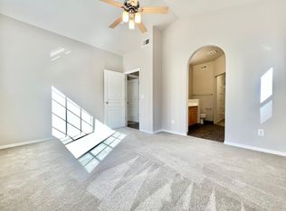 8213 SE Aspen Summit Dr UNIT 24, Portland, OR 97266