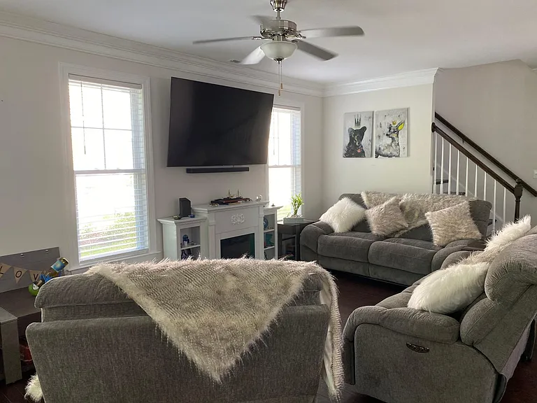5326 Beverly Ln — Photo 4