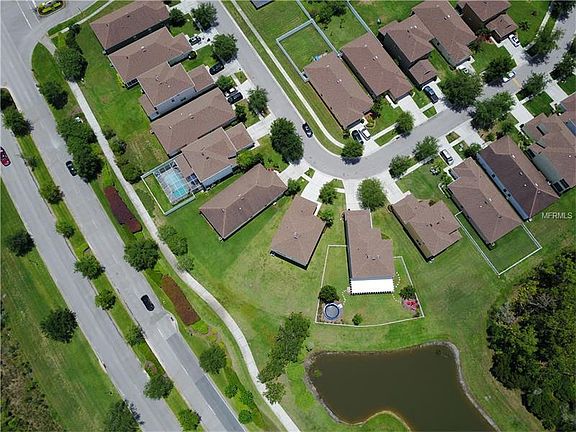 5th image of 20113 Bay Cedar Ave