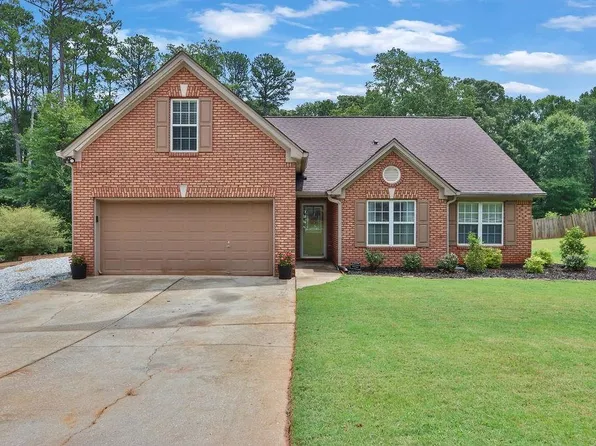 104 Jacob Dr, Hoschton, GA 30548