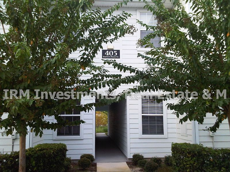 2nd image of 405 Southern Pecan Cir #202