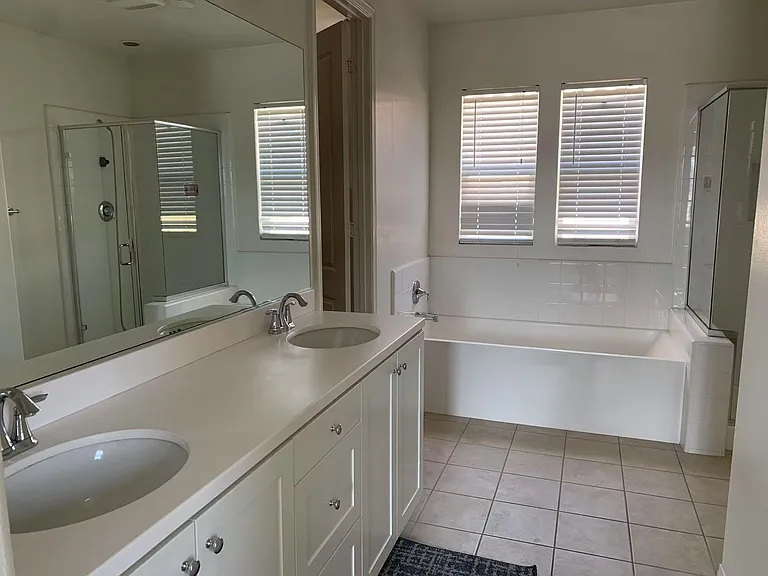 658 Calle Valle — Photo 7