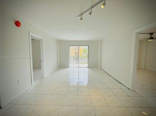 4717 NW 7th St APT 209-10, Miami, FL 33126