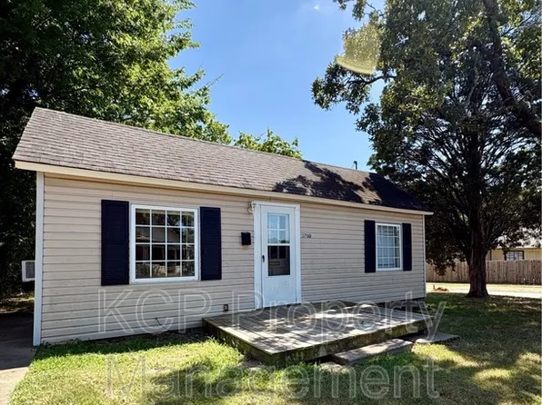 1700 S South St #T, Fort Smith, AR 72901