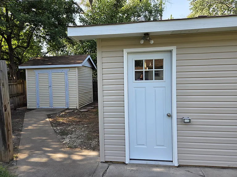 Shop & Shed