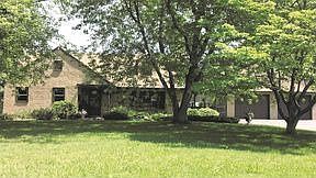 1st image of 937 Jaine Ln